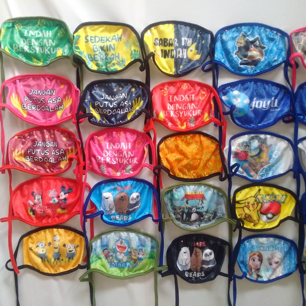 Masker Kain 3 Lapis Katun Motif Aneka Kartun - Bahan Lembut - Tebal