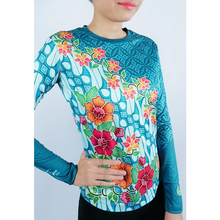 Trijee - Baju Olahraga Wanita Motif Batik Lengan Panjang / Lari / Outdoor / Wimala-Navy