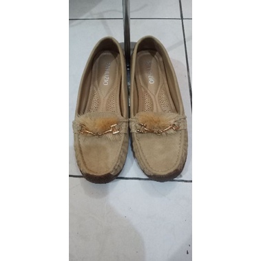 Sepatu preloved Patrizio