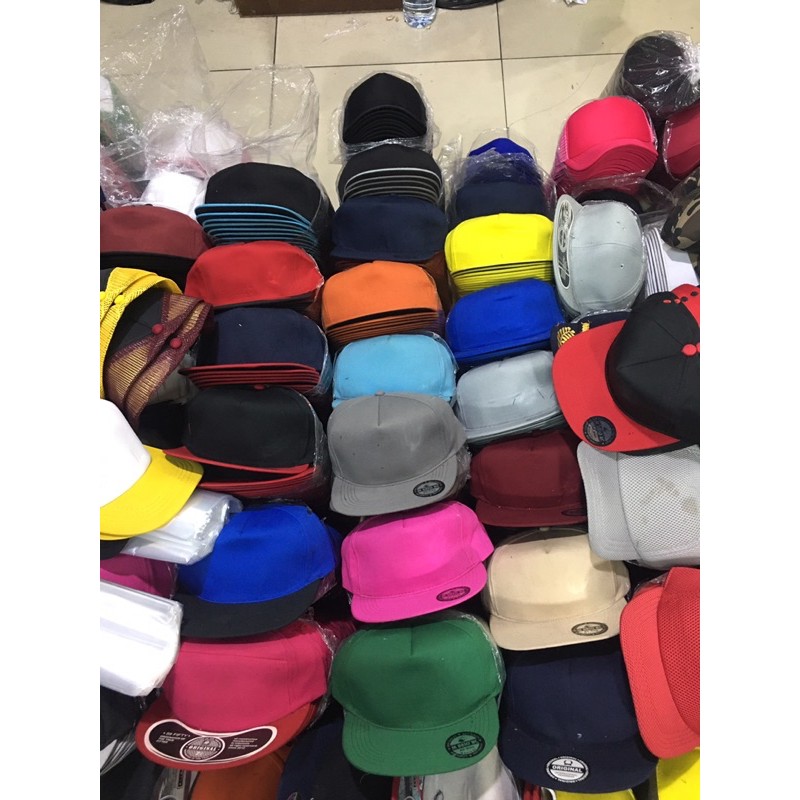 topi snapback polos