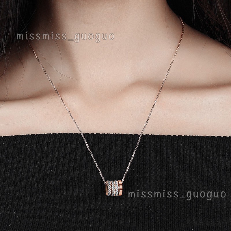 Kalung Rantai Dengan Liontin Berlian Imitasi Untuk Wanita | Kalung Rose Gold 18k | Kalung Bahan Stainless Steel | Kalung Bahan Titanium Steel | Anting Hypoallergenic Anti Pudar Untuk Hadiah Ulang Tahun