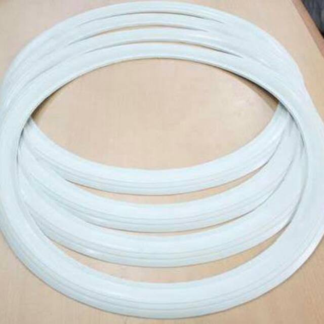 Lis ban 17 karet ban 17