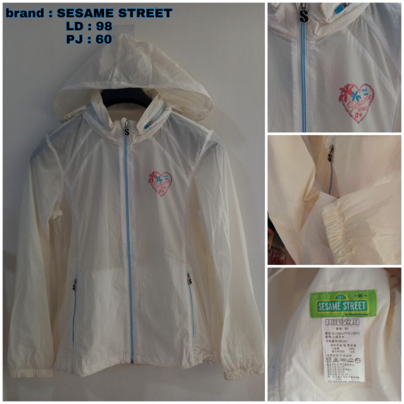JAKET TIPIS BRAND SESAME STREET *scnd