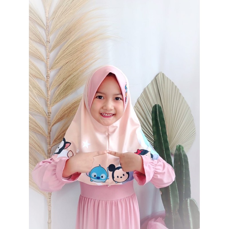 hijab instant anak TSUM-TSUM, hijab karakter , bergo anak , hijab instant printing