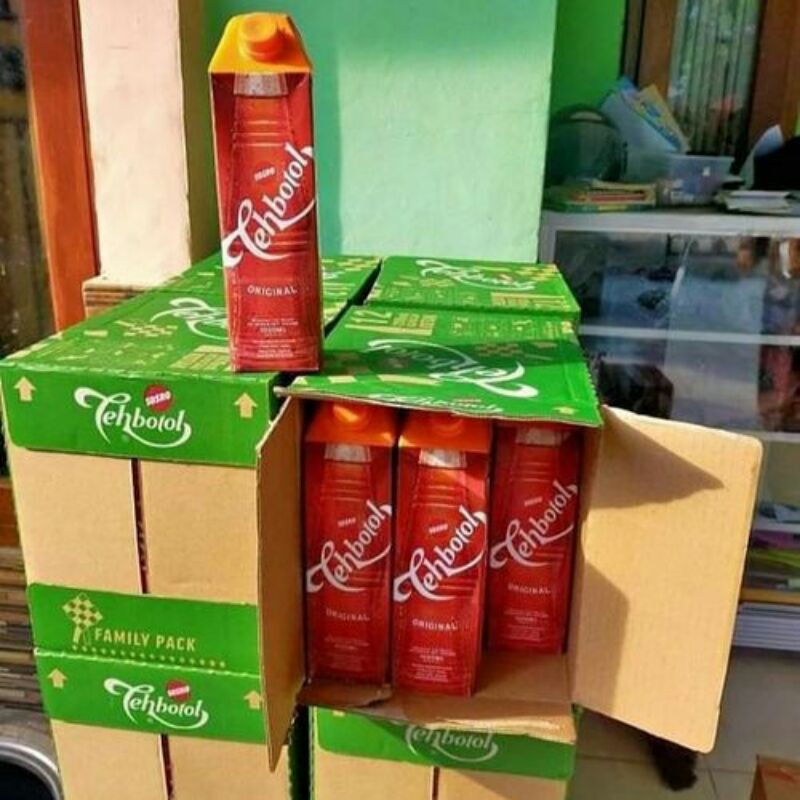 

Teh Botol Kotak Sosro 1 Liter (1000ml ) 1 karton isi 12pcs