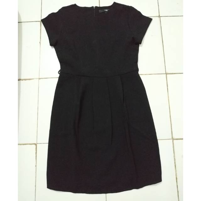 Preloved Dress Formal Kerja Cole Hitam