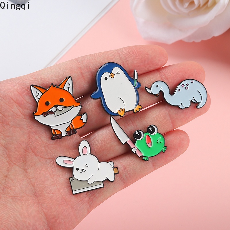 Bros Pin Enamel Desain Kartun Hewan Kelinci Penguin Katak Rubah Untuk Hadiah Anak