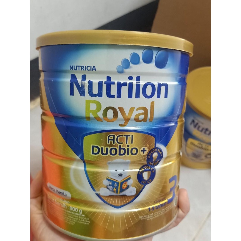 NUTRILON Royal 3 Susu Pertumbuhan Vanilla & Madu Kaleng 800gr