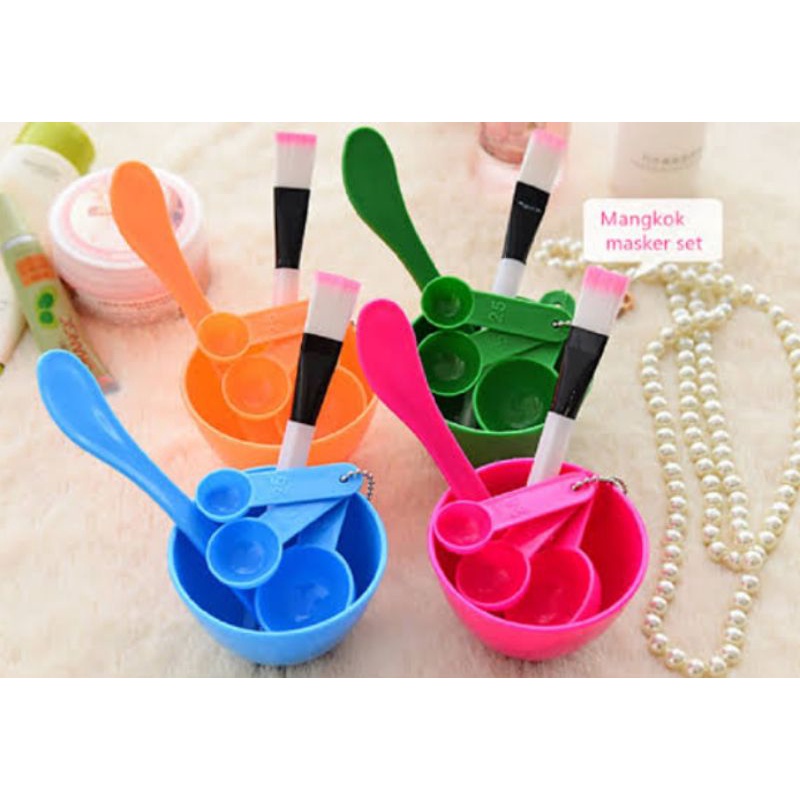 Set mangkok masker 6 in 1