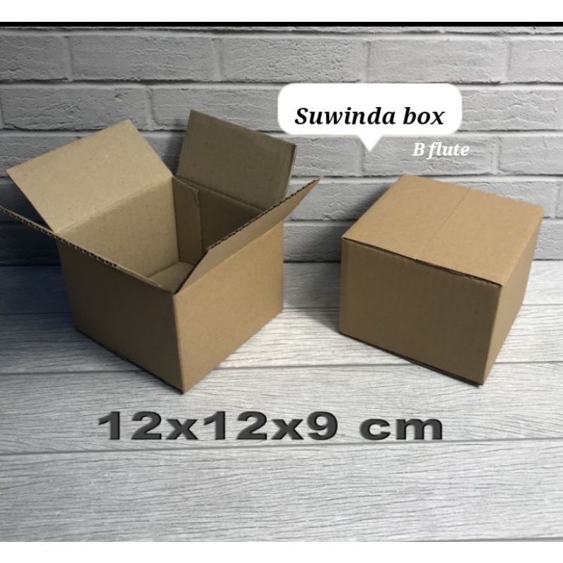 

Kardus karton uk. 12x12x9 cm Kotak Box ST untuk packing Souvenir -dll