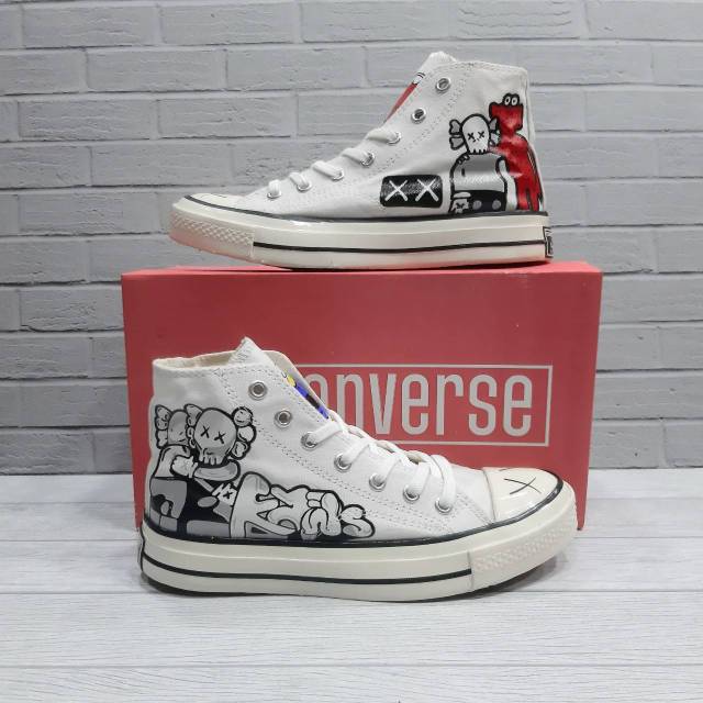 SEPATU DEWASA CONVERSE KAWS PUTIH TINGGI