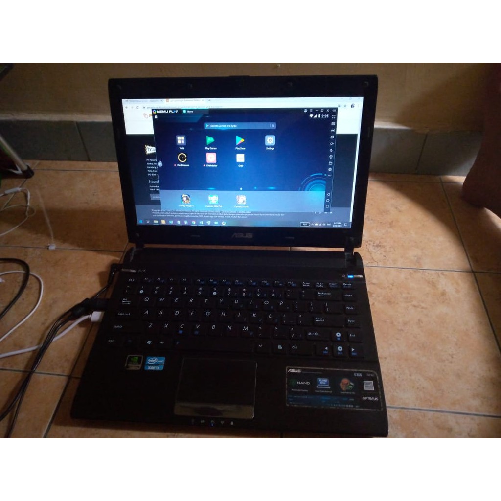 Laptop Asus Core i3 Ram 5 gb