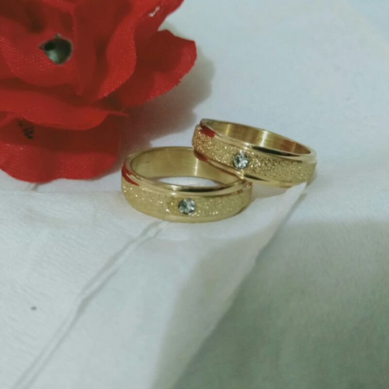 Cincin Titanium polos Lapis Emas18k  ANTI KARAT cincin couple pasangan tunangan nikah 001