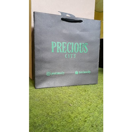 

Paper bag custom Paper bag hitam Paperbag Paper bag Paper bag sablon Paper bag sovenir Paper bag distro Paper bag baju