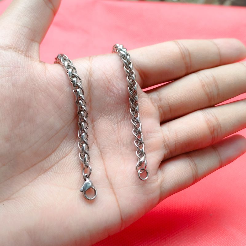 kalung titanium untuk pria model rantai kelilit anti karat dan anti luntur