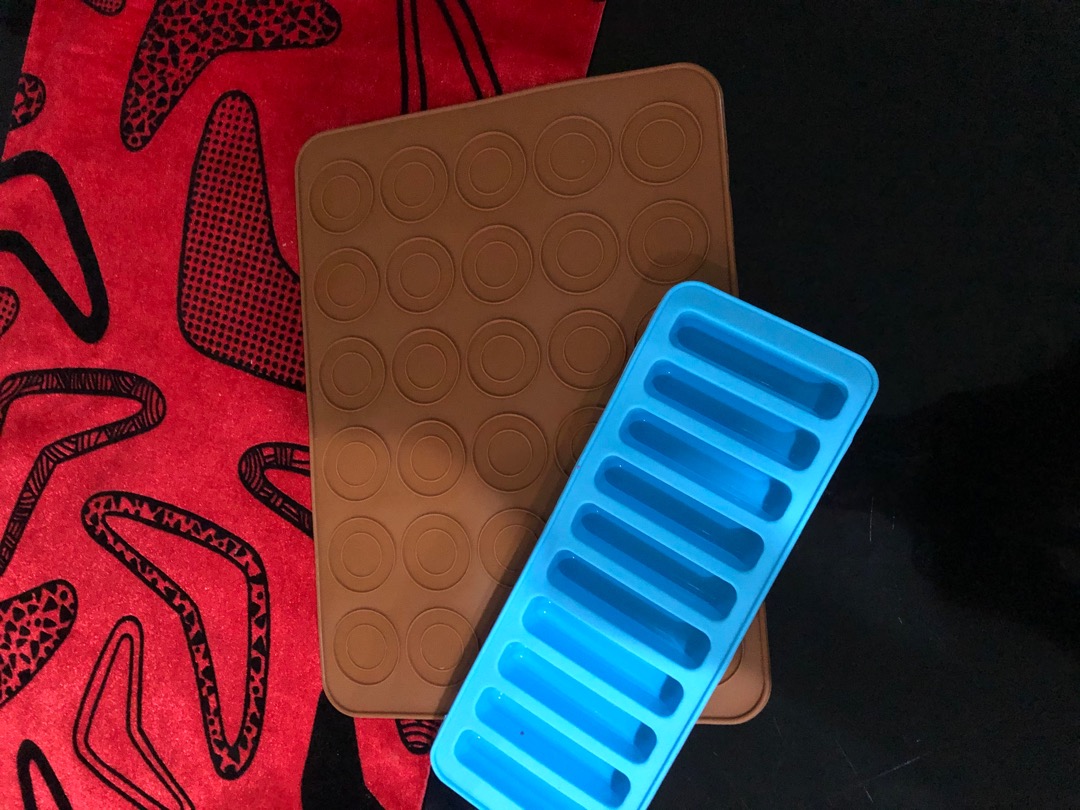 Fe❤30-cavity Macaron Silicone Mat - Alas Loyang Macaron - Macaroon Baking Mat - Cetakan Alas Baking