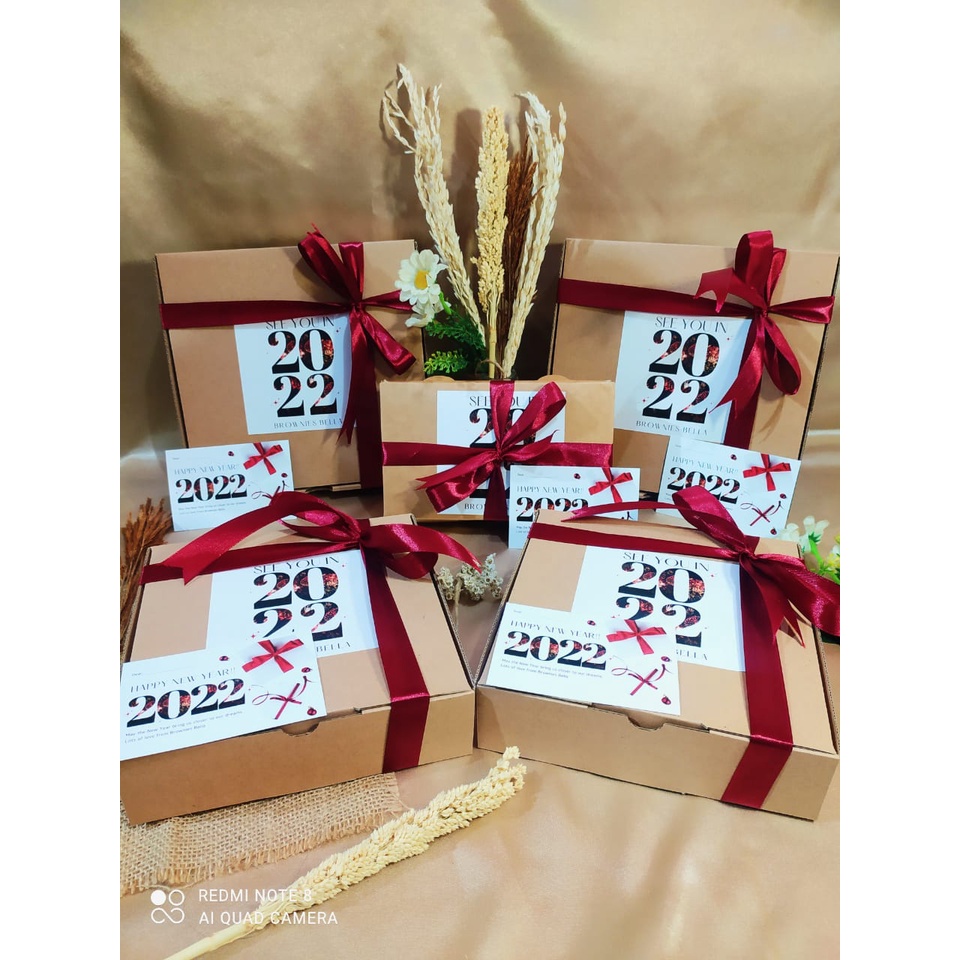 PACKAGING HAMPERS TAHUN BARU II NEW YEARS HAMPERS 2024 (BOX, PITA, STICKER, KARTU UCAPAN)