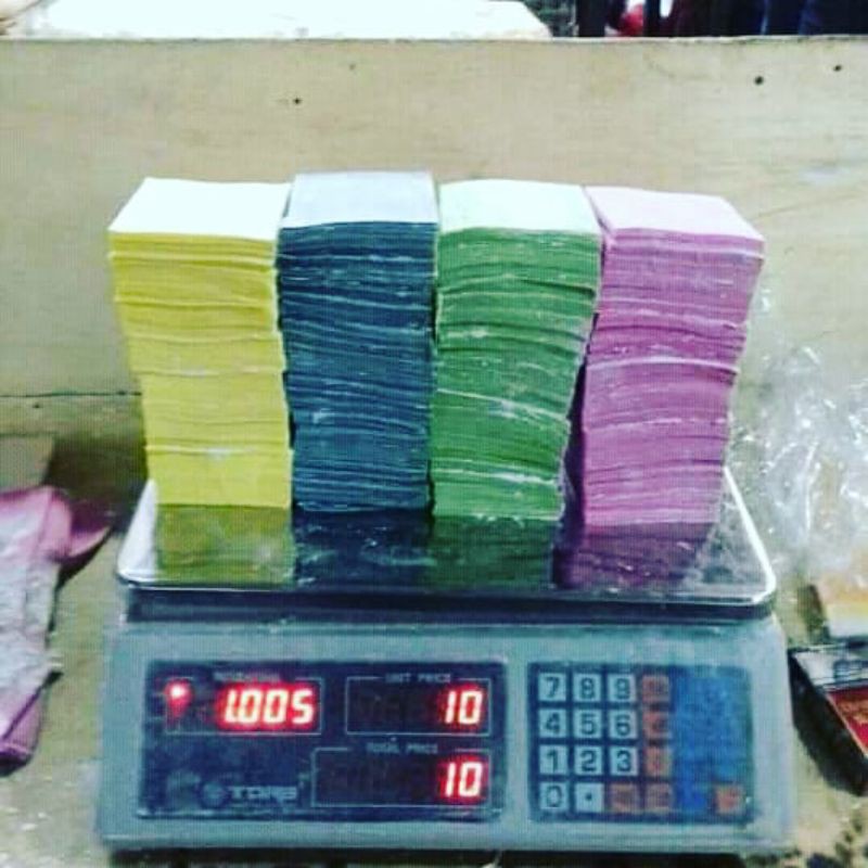 

kulit dimsum/pangsit kotak 1kg
