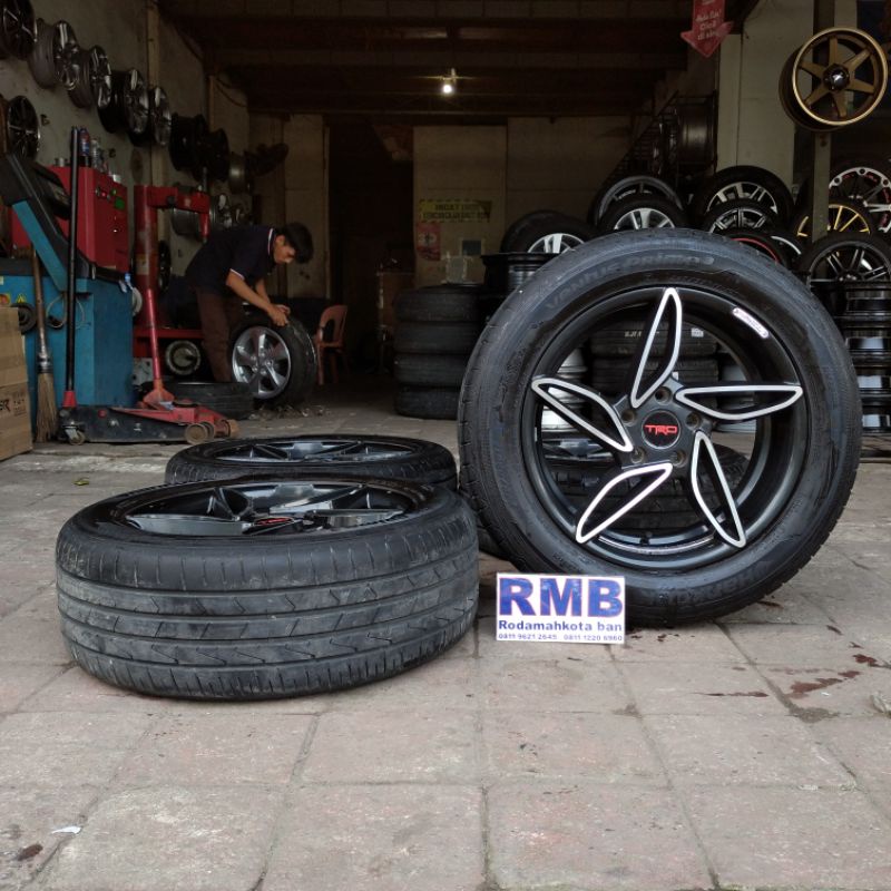 VELG RACING BEKAS COPOTAN MOBIL RING 17 + BAN HANKOOK 225 55 R17