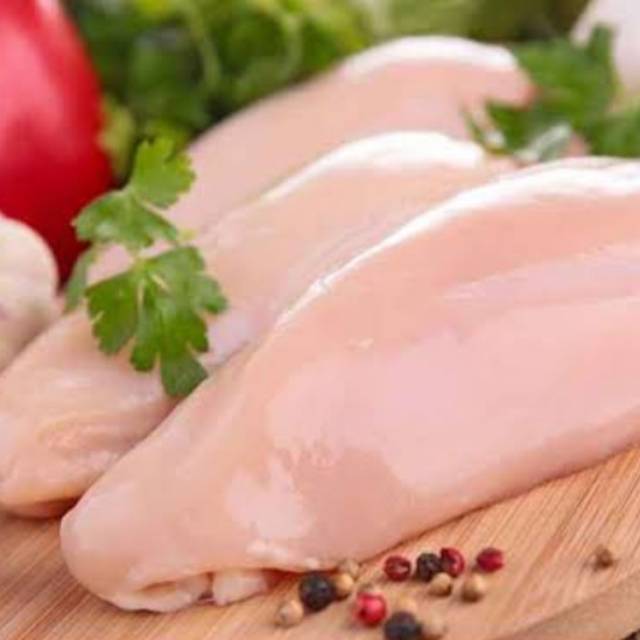 

DADA AYAM FILLET (TANPA TULANG) 1KG