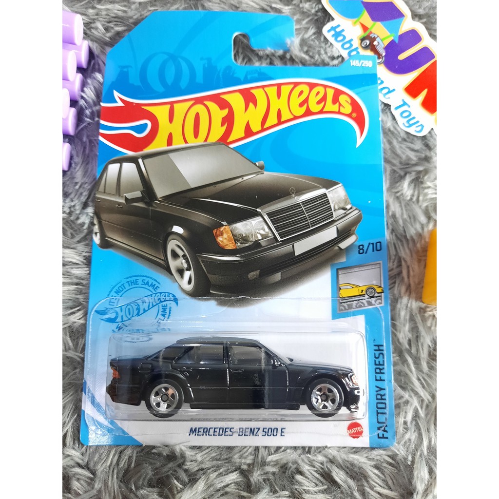 HOTWHEELS MERCEDES BENZ 500 E HITAM - HOT WHEELS MERCEDES 2021