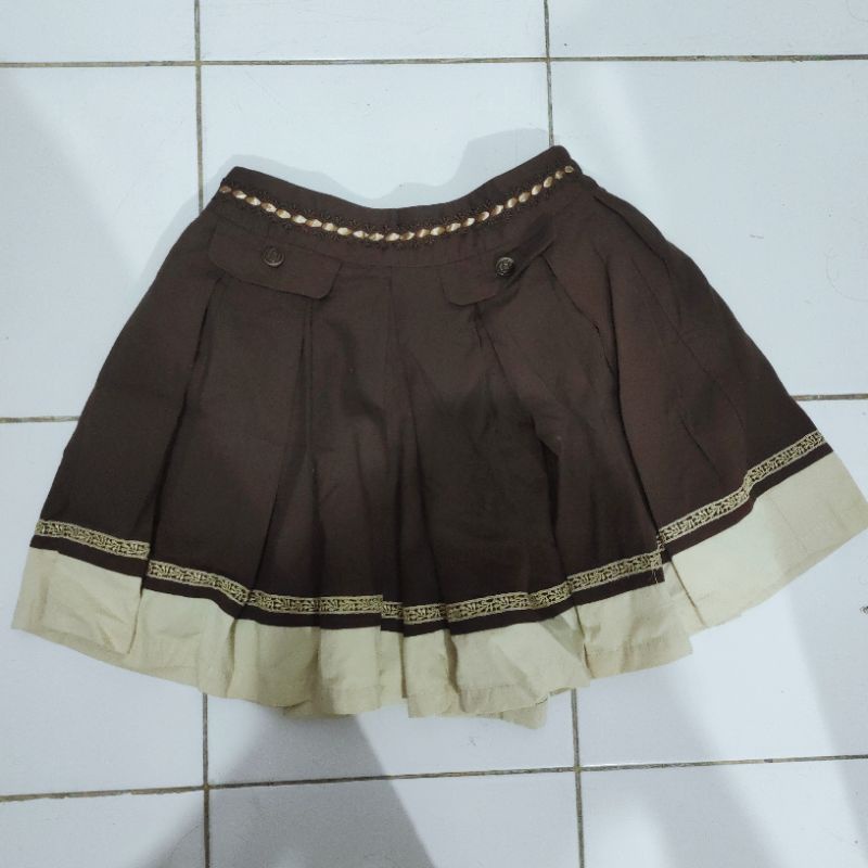 axes femme skort rok celana coklat
