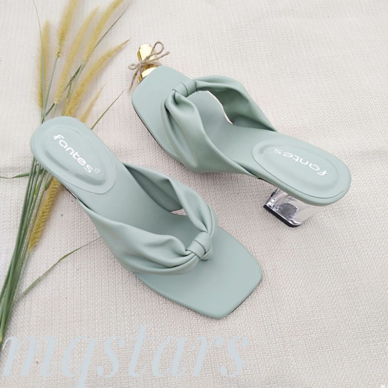 amiq- Sandal Heels Wanita Jepit Kerut Hak Kaca 7cm