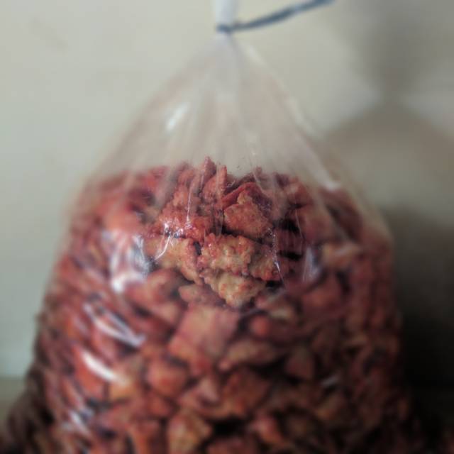 

Krupuk pangsit pedas lampung