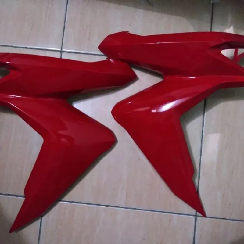 cover body sayap depan front sayap depan tebeng depan vario new 125 vario 150 new dan kiri mrh cabe