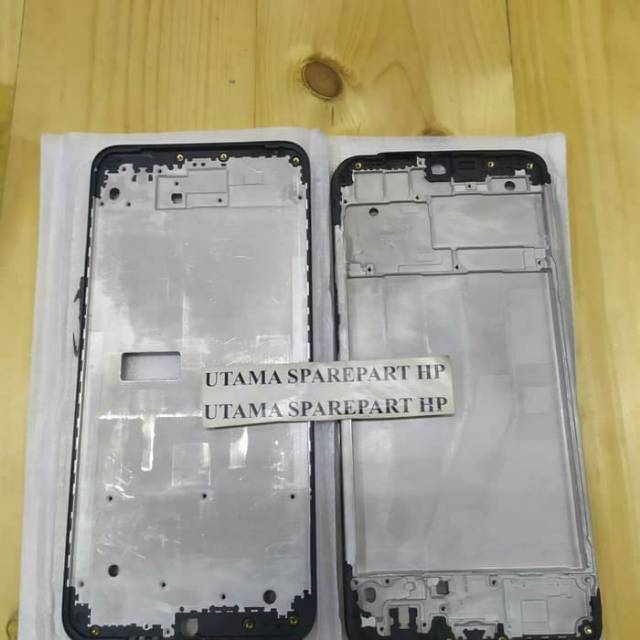 FRAME TATAKAN LCD TULANG TENGAH REALME C2 ORIGINAL
