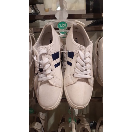 JASTIP SEPATU RUBI