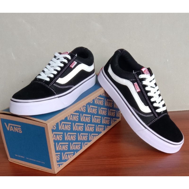 (free box vans)sepatu vans  old skool classic black white sepatu vans premium classic hitam putih