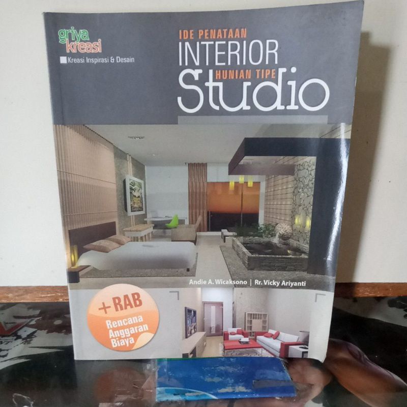 Jual Buku Desain - IDE PENATAAN INTERIOR HUNIAN TIE Studio | Shopee ...