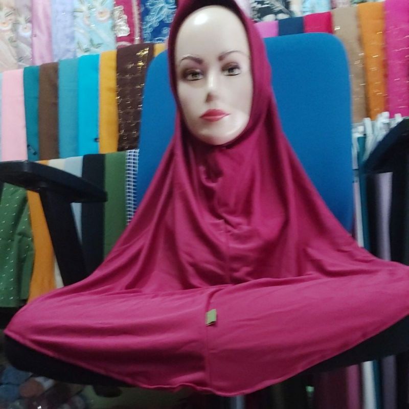 Jilbab Instan Oval  asri collection81-Marun