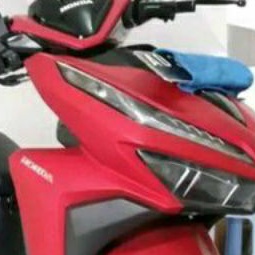 body depan samping kanan kiri / SAYAP DEPAN KANAN KIRI HONDA VARIO 150/125 LED NEW 2018 2019 2020 2021/  LEGSHIELD LUAR VARIO 150 LED NEW MERAH DOFF / HONDA VARIO/ MERK WIN