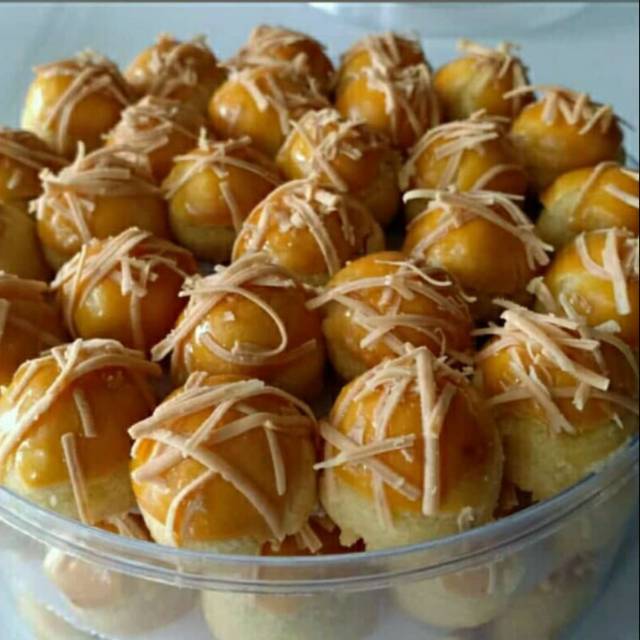 

Nastar premium toping keju