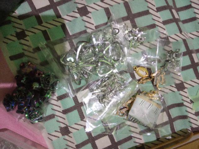 Huruf Latin Gold /lusin