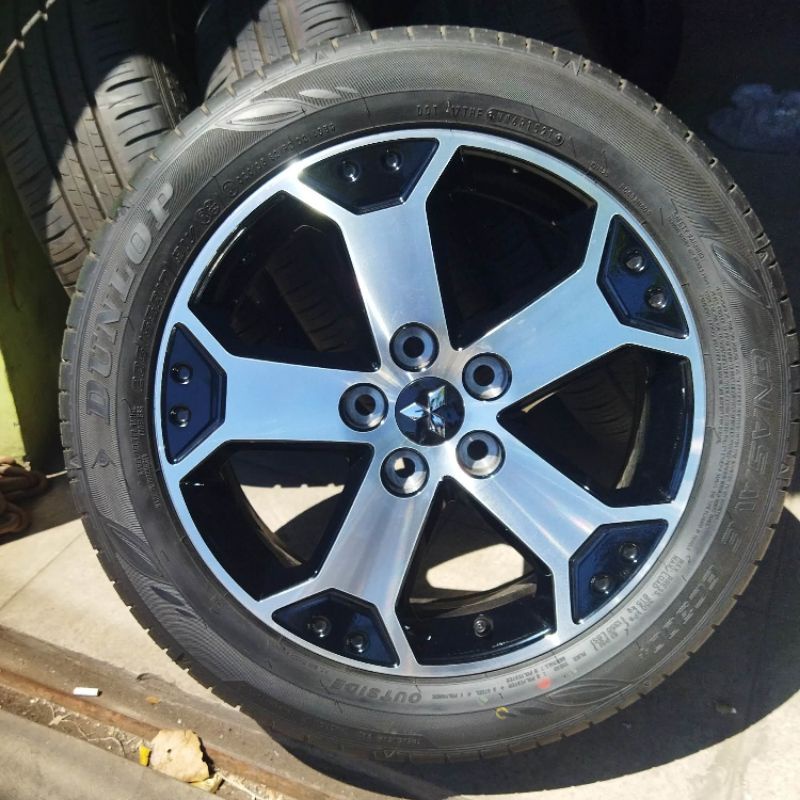 velg xpander cross R17 H5x114 + ban . satuan