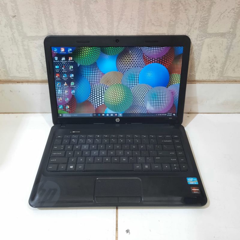 Laptop HP 1000 inte Cor i3 Ram 4GB HDD 500GB Vga Amd Radeon 7400M Layar 14 inch Windows 10