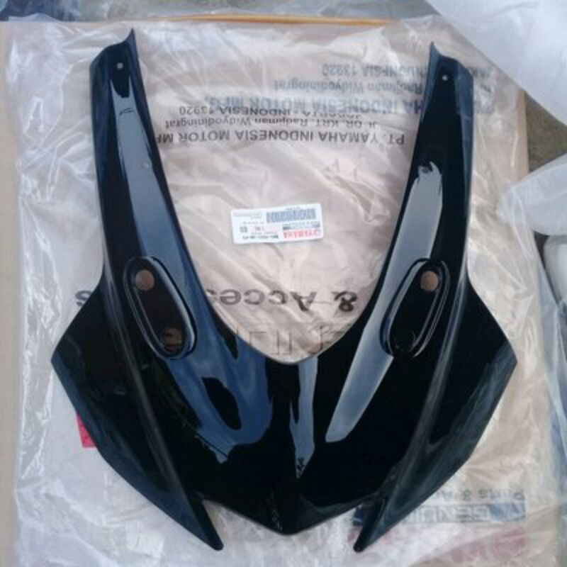 Yamaha R15 VVA V3 body cowling tameng depan original