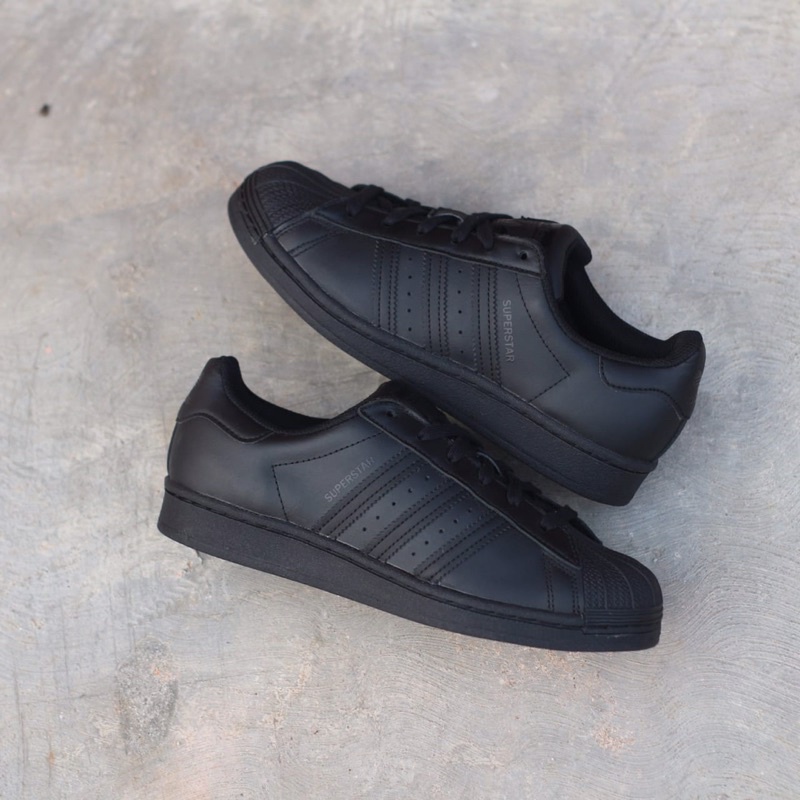 plain black superstars