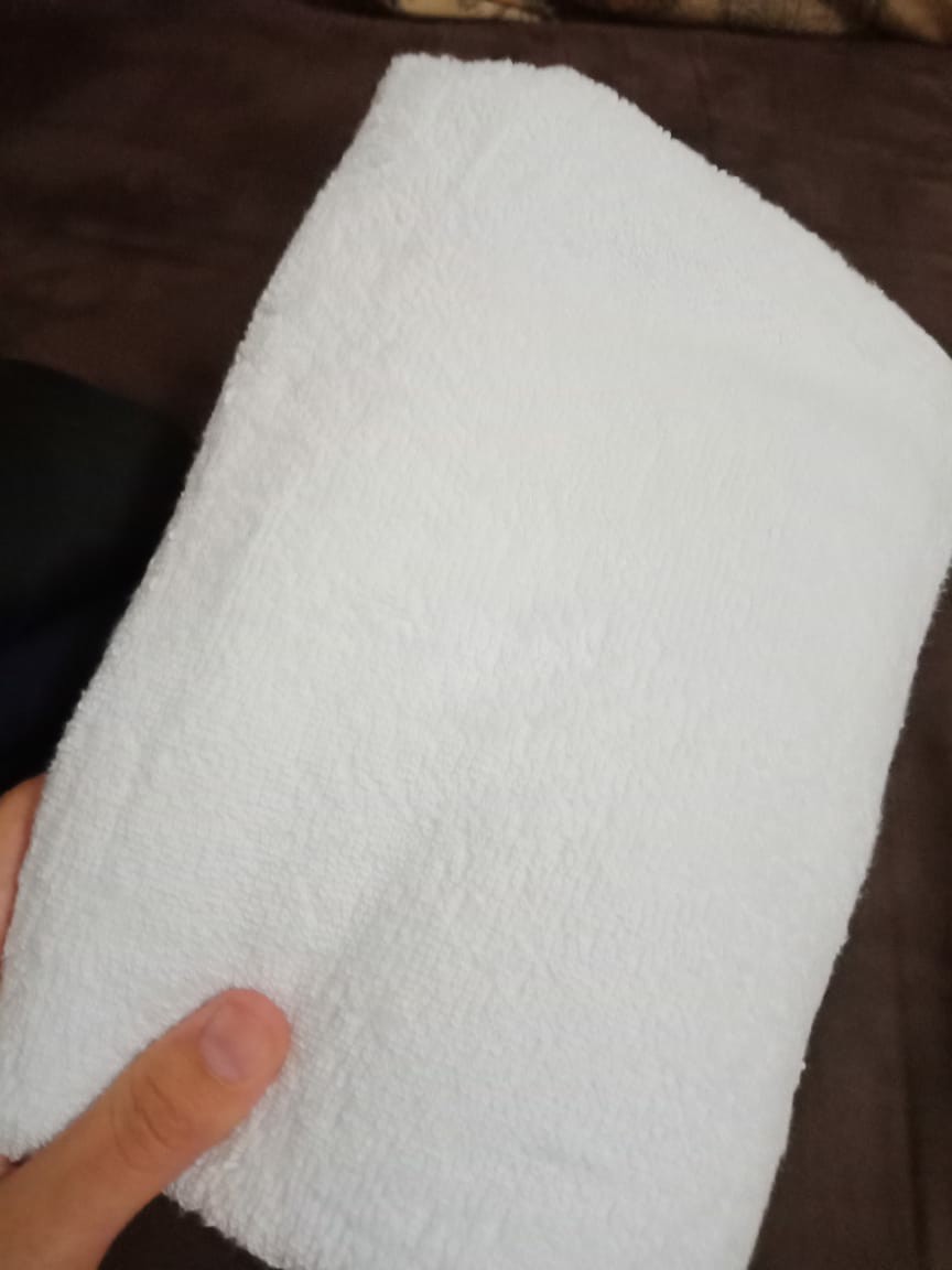 Handuk Hotel Putih Polos Halus 60x120