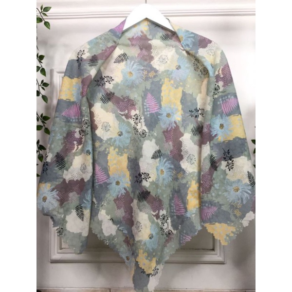 kerudung segi empat motif flovy original milyarda hijab