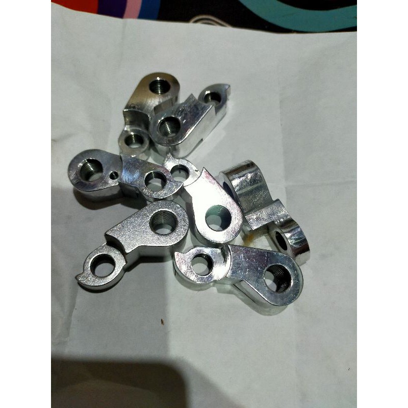 HANGER/Anting RD UNITED EPSILON NEW