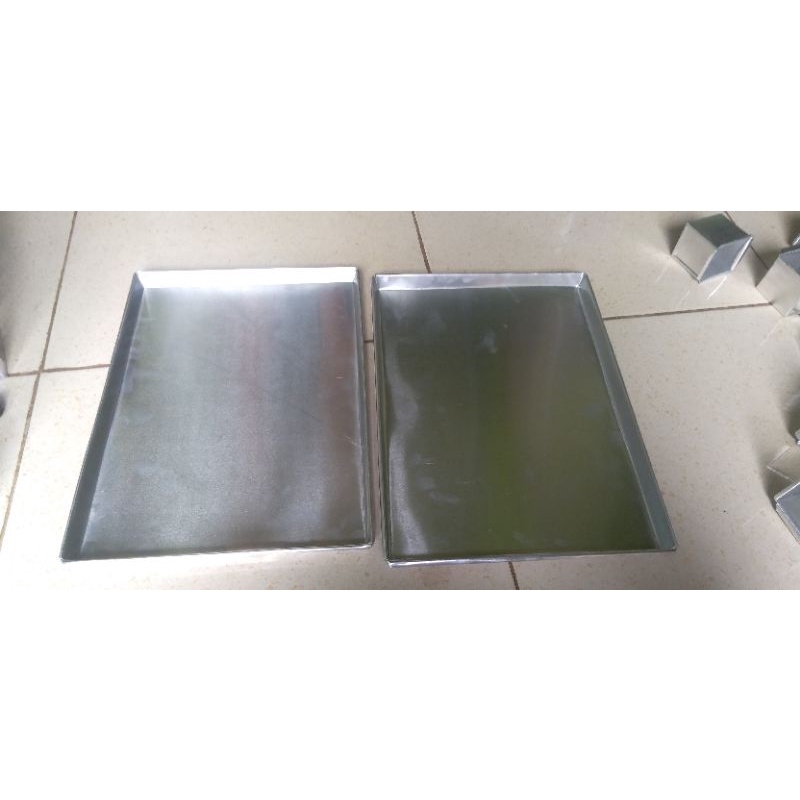 LOYANG OVEN MITO MO 20 / LOYANG RAK MITO MO 20 KAPASITAS 11 LT