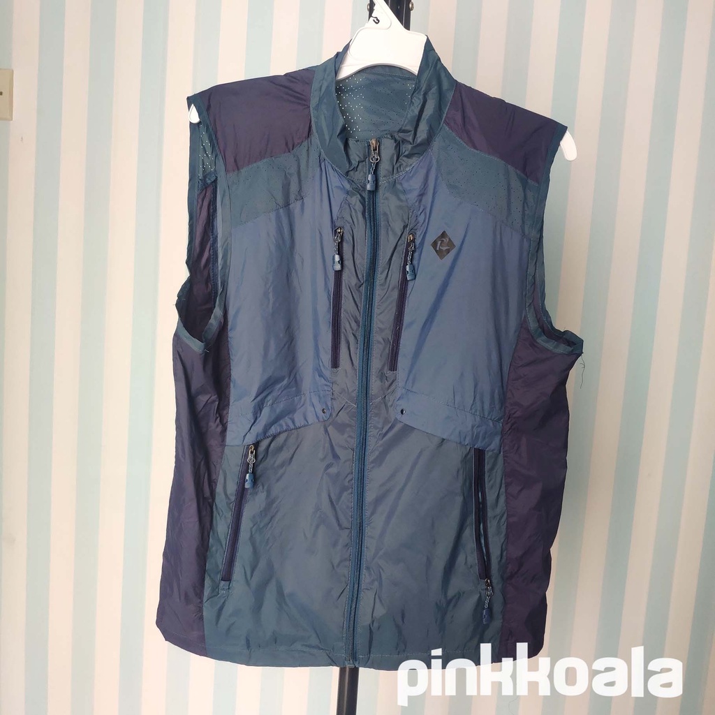 Rompi jaket olahraga navy diportivo Roberto preloved / thrift