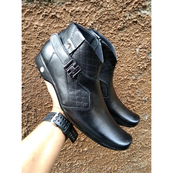 SEPATU BOOT KULIT ASLI UNTUK PRIA