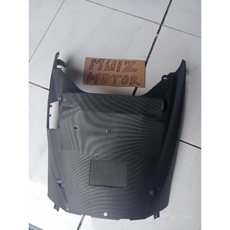 dasbor kolongan / cover under motor Honda Vario 125 old 2013