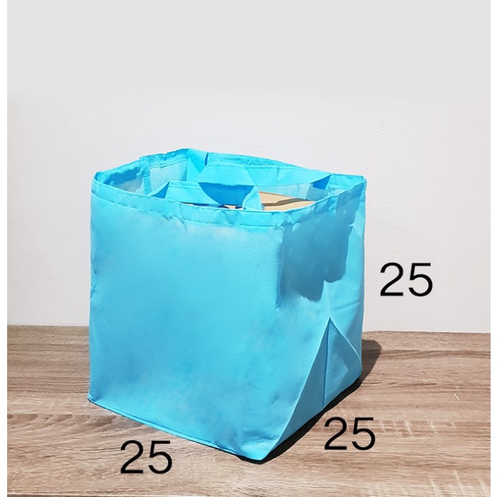 

SALE Tas Spunbond ukuran 25x25 Goodie Bag / Tas Kotak Nasi / Tas Hajatan - Biru