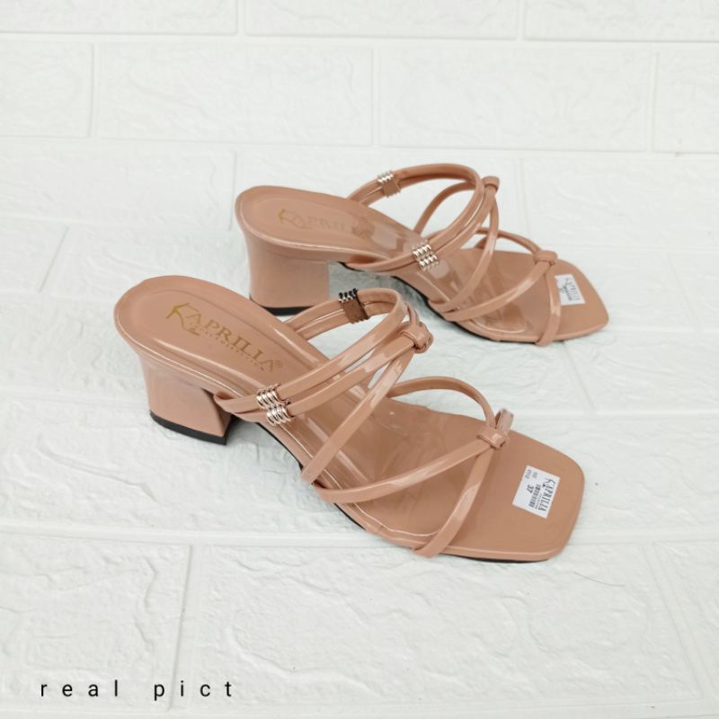 Sandal weedges RM-02/Sandal pesta/sandal casual/sandal terbaru/sandal hak tahu/high heels